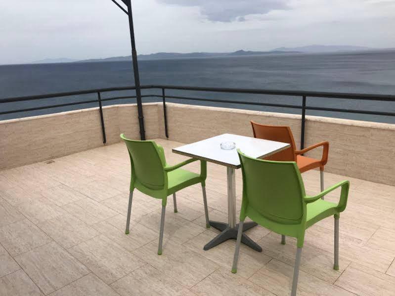 Tayfun Hotel Mordogan Luaran gambar